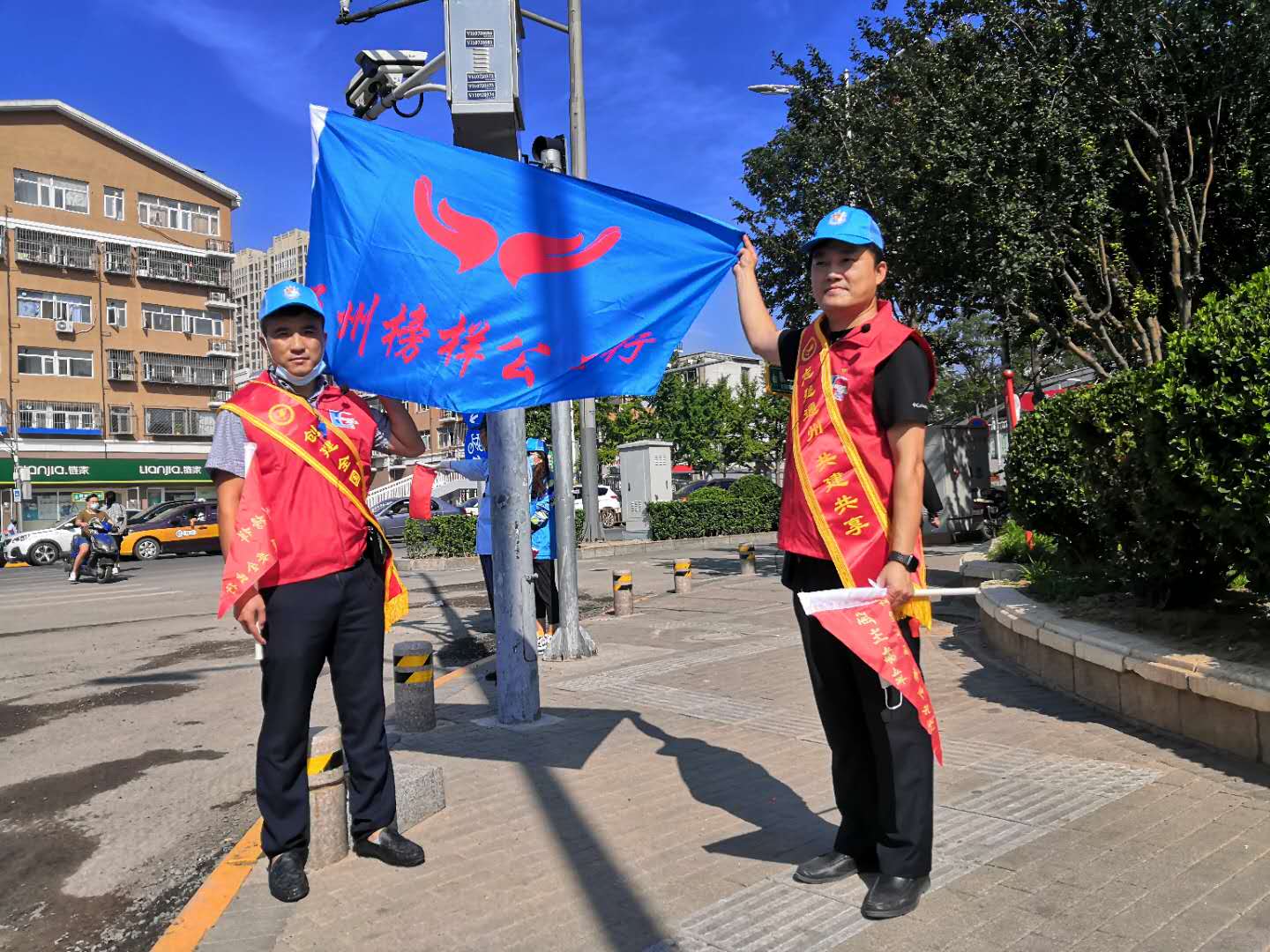 <strong>大鸡吧操大黑逼视频潮喷</strong>